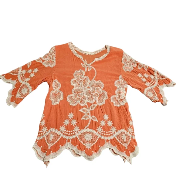 Solitaire Embroidered Boho Top Scalloped Trim Apricot/ White  Medium - Picture 2 of 9